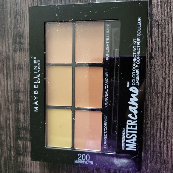 Maybelline Other - Maybelline color correcting kit